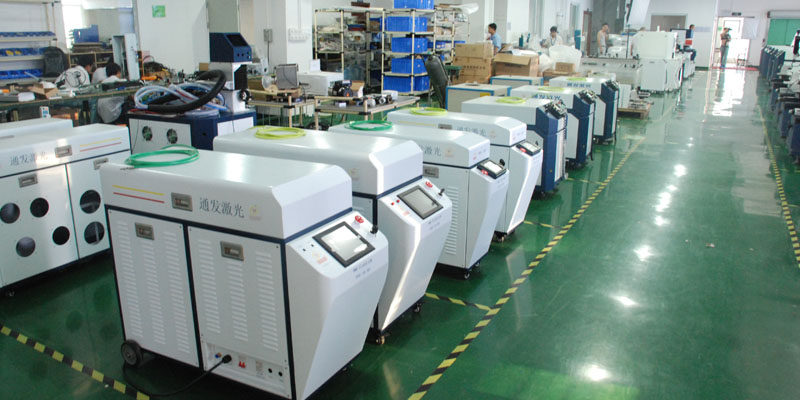 通發(fā)激光TFL-80PF<a href='http://www.jyzbl.com/product/2.htm' class='text_a'>光纖<a href='http://www.jyzbl.com' class='text_a'>激光焊接機(jī)</a></a>